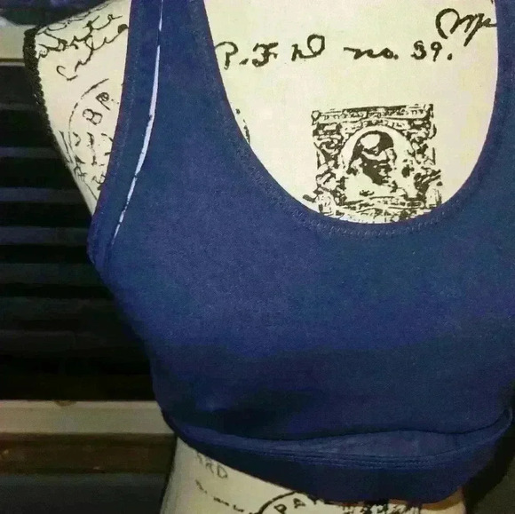 Fabletics Womans Sports Bra - Picture 3 of 12